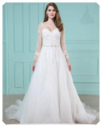 Suknia ślubna koronkowa model linia A